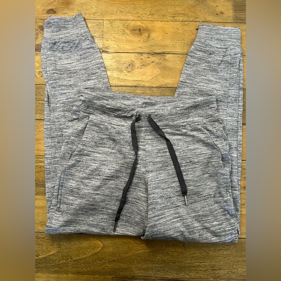 LULULEMON Heather Gray Ready To Rulu Joggers Pants with Pockets and pull string - Picture 11 of 11
